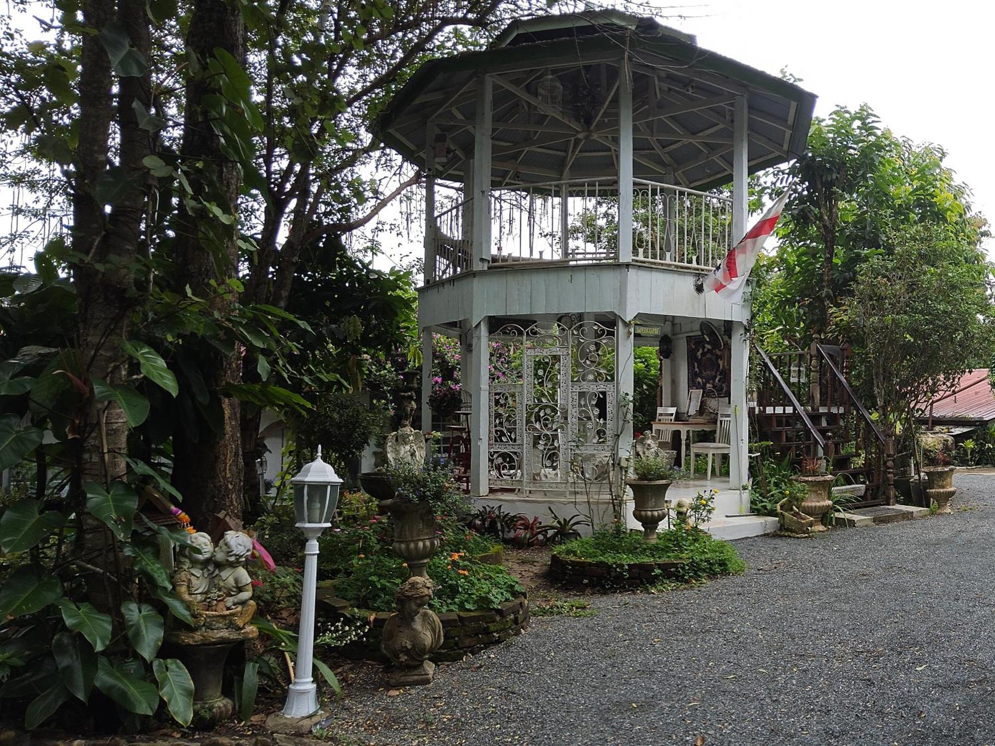 Balmy Hideout Cafe & Homestay Ban Huai Kaeo Екстер'єр фото