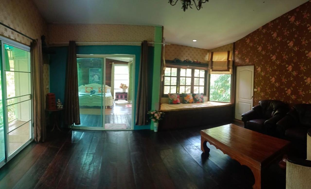Balmy Hideout Cafe & Homestay Ban Huai Kaeo Екстер'єр фото
